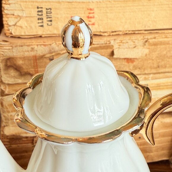 Vintage French Childs Tea set fine porcelain - Picture 12 of 17